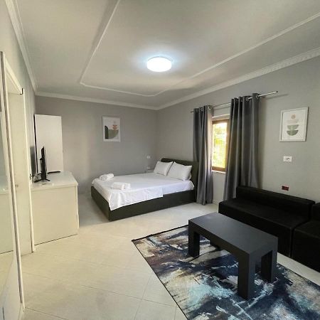 Hotel Villa Ferrari Tirana Kültér fotó